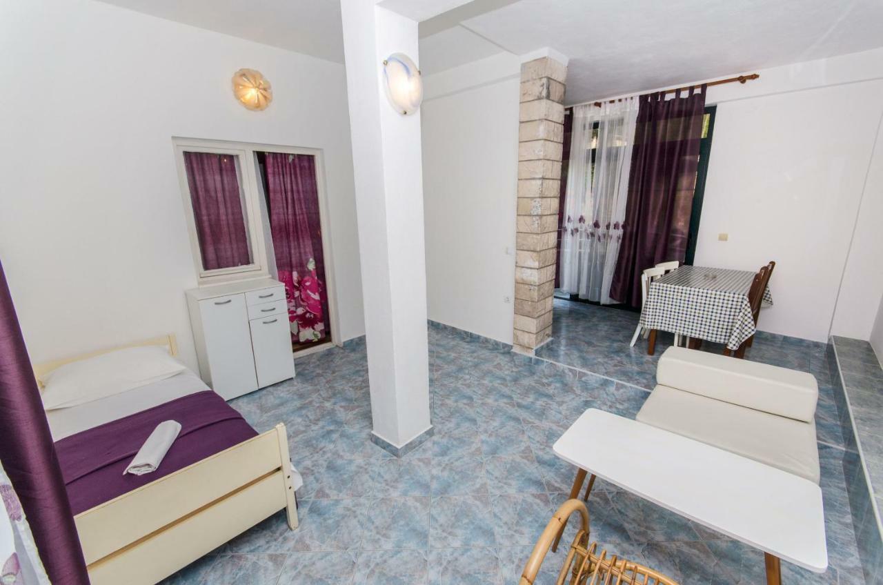 Apartment And Rooms Ivan Makarska Extérieur photo